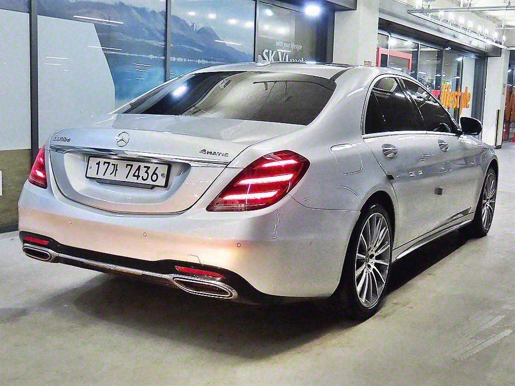 Mercedes Benz S Class - Vista 4