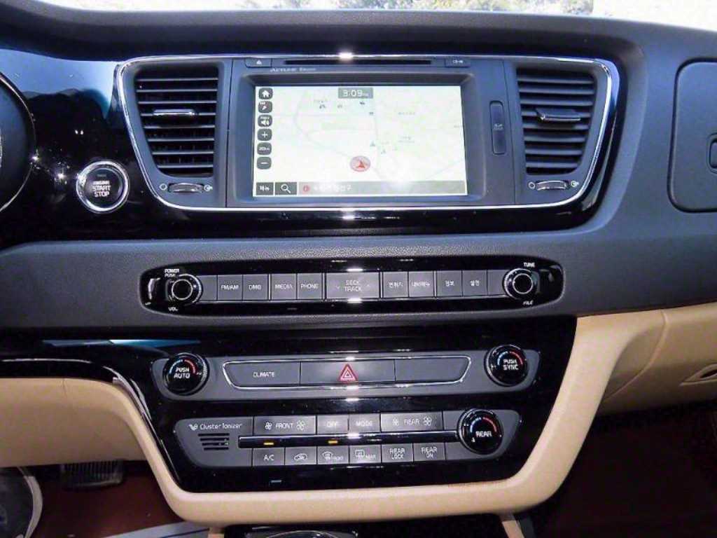 KIA Carnival 2016 Blanco - Importación desde Corea - HF Imports Iquique - Foto 13