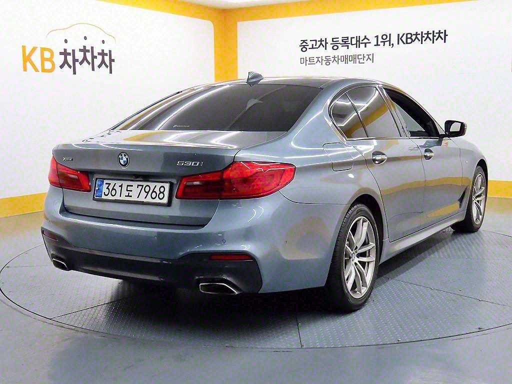 BMW 5 Series - Vista 4