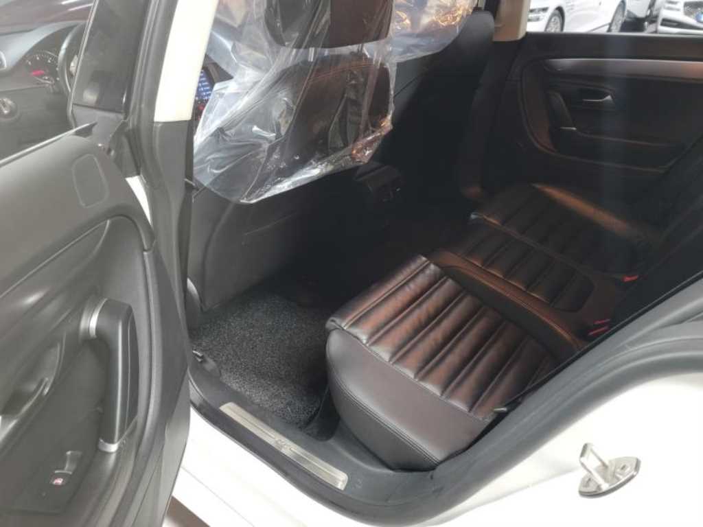 Volkswagen CC - Vista 9