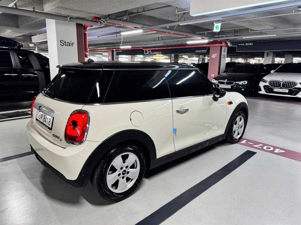 Mini Cooper - Vista 5
