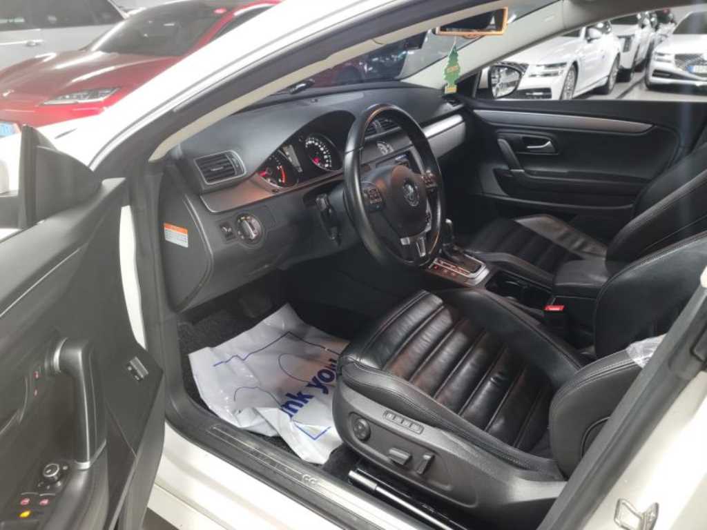 Volkswagen CC - Vista 8