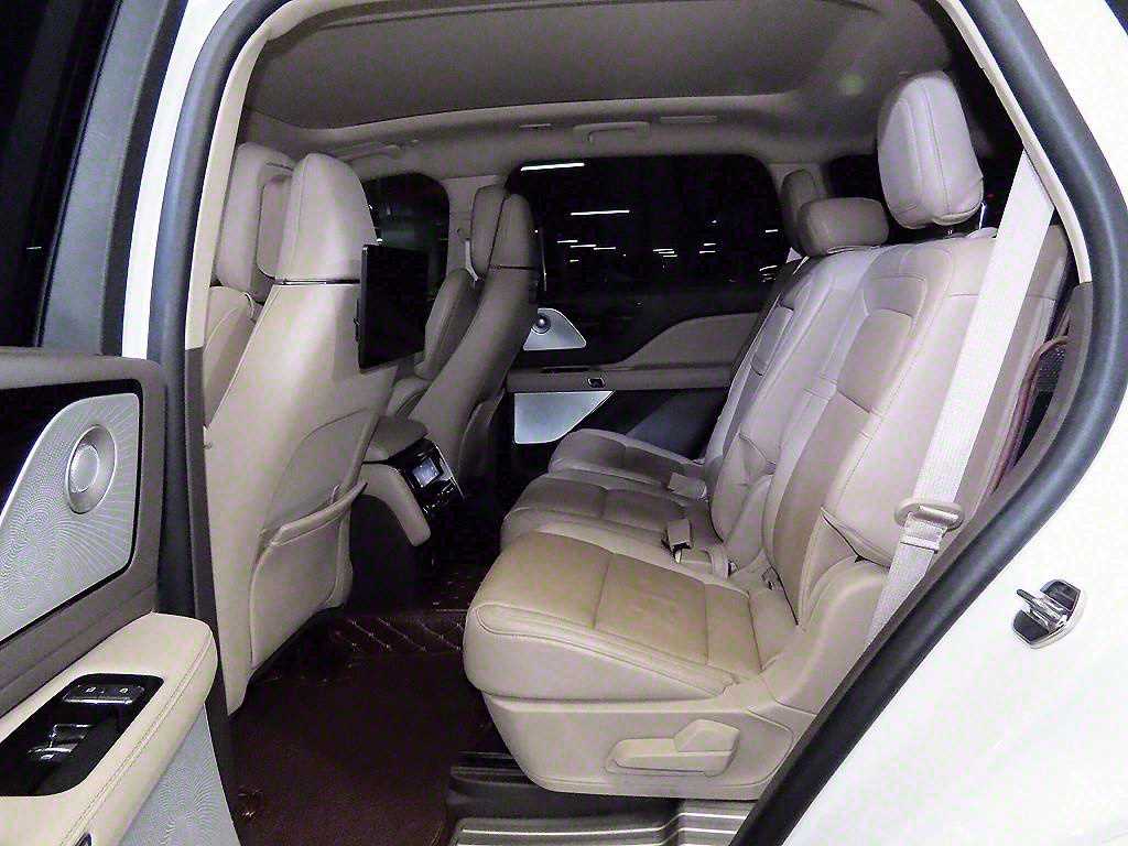 Lincoln Aviator - Vista 7