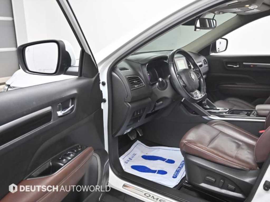 SAMSUNG QM6 - Vista 11