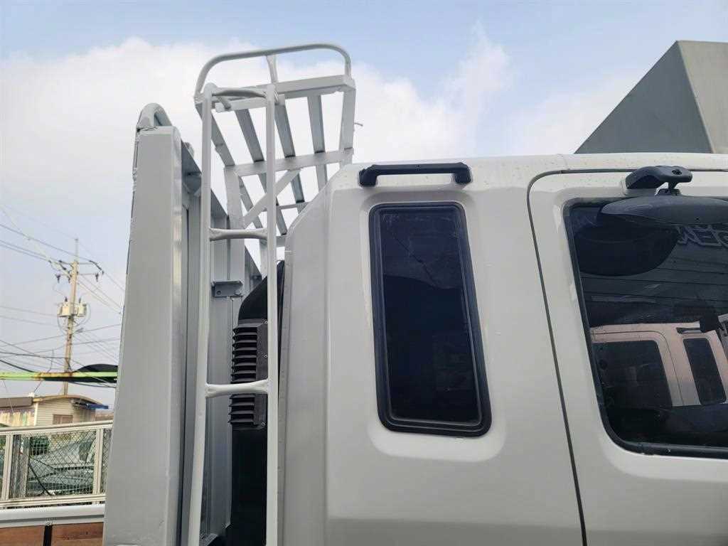 medium and large cargo Cargo 2015 Blanco - Importación desde Corea - HF Imports Iquique - Foto 15