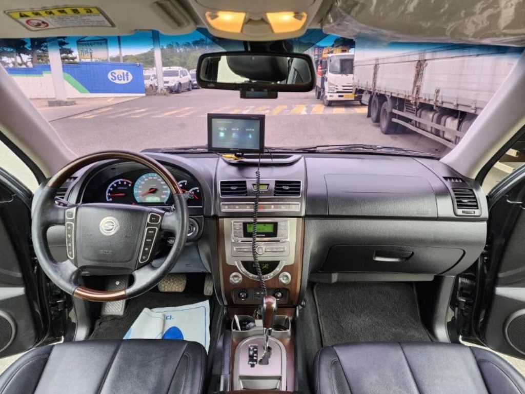 Ssangyong Rexton - Vista 9