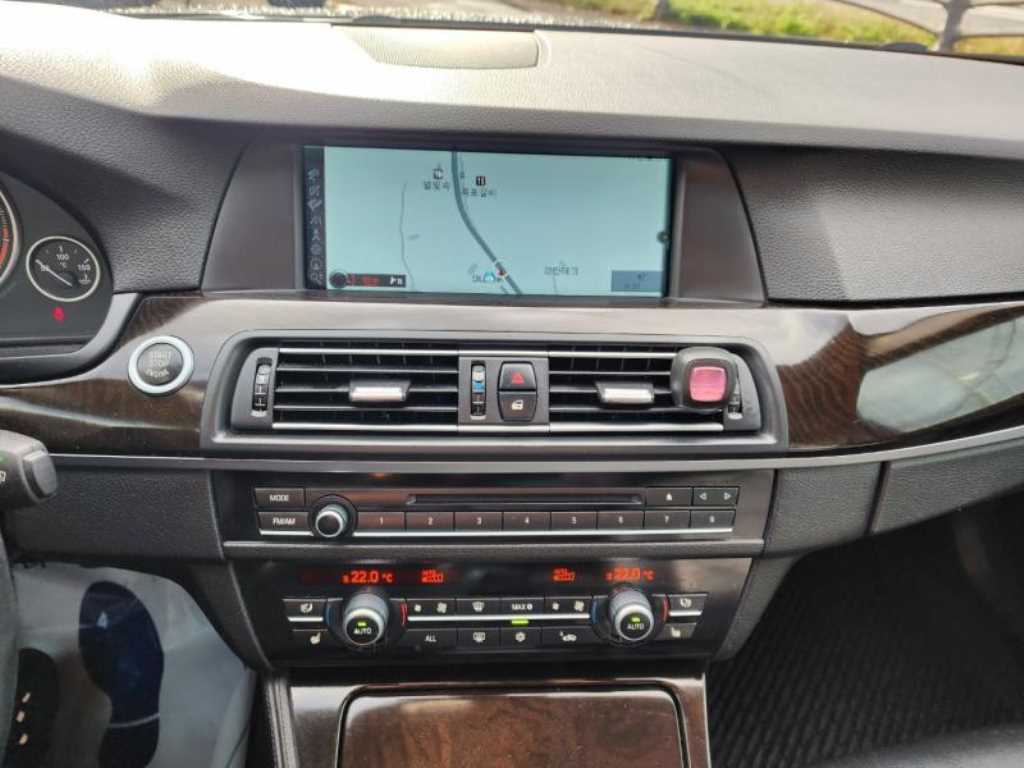 BMW 5 Series - Vista 10