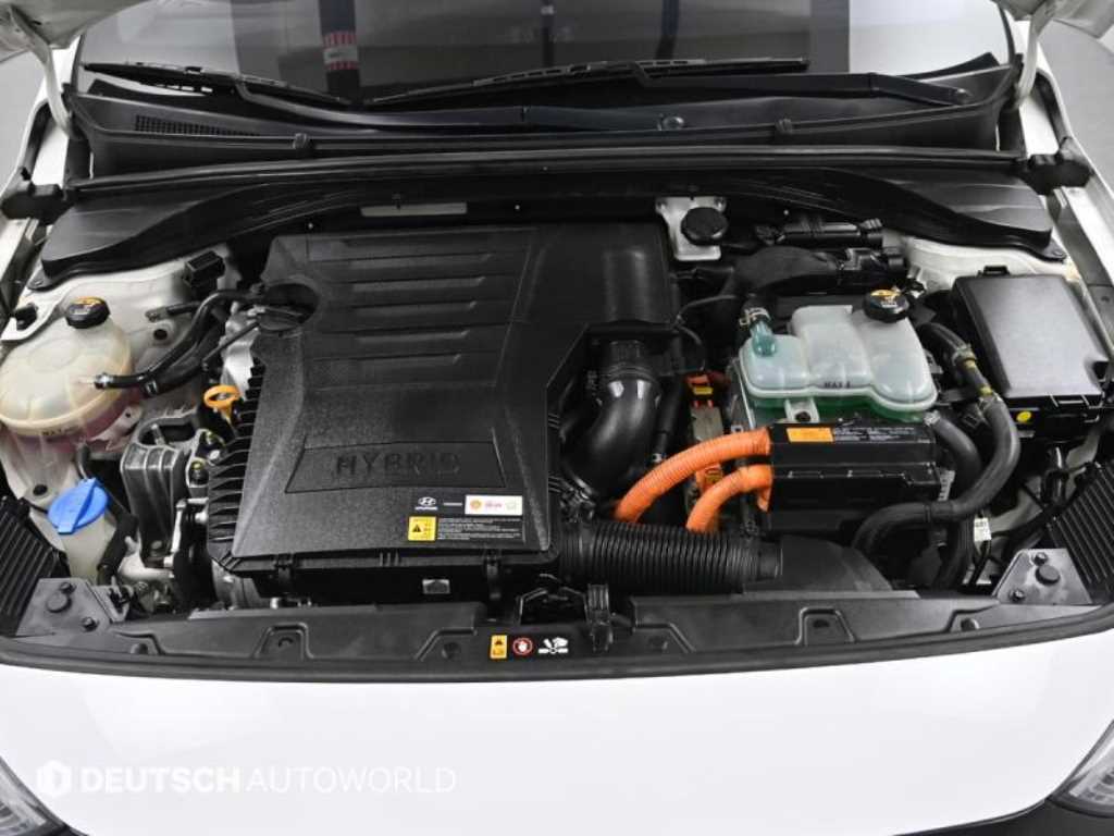 HYUNDAI Ioniq - Vista 6