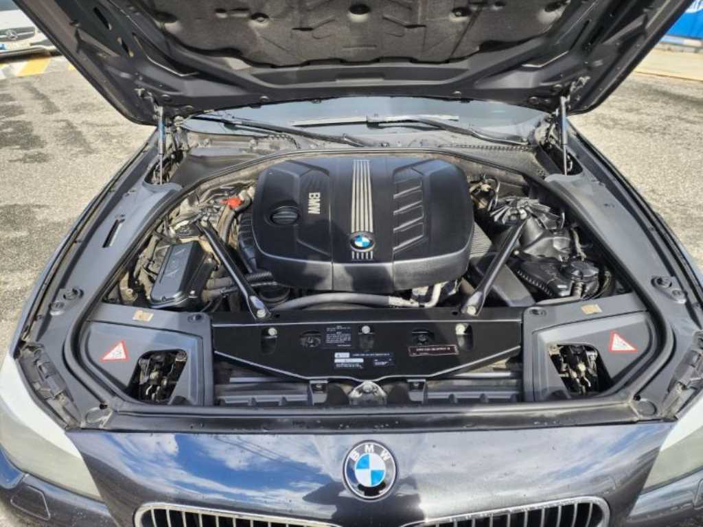 BMW 5 Series - Vista 9