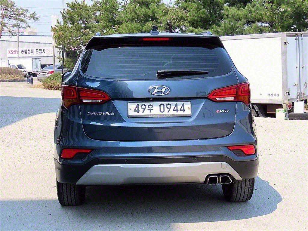 HYUNDAI Santa Fe - Vista 4