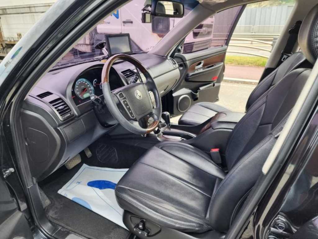 Ssangyong Rexton 2014 Negro - Importación desde Corea - HF Imports Iquique - Foto 13