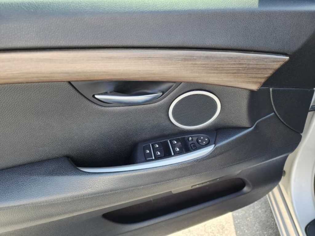 BMW Gran Turismo 2011 Plateado - Importación desde Corea - HF Imports Iquique - Foto 19