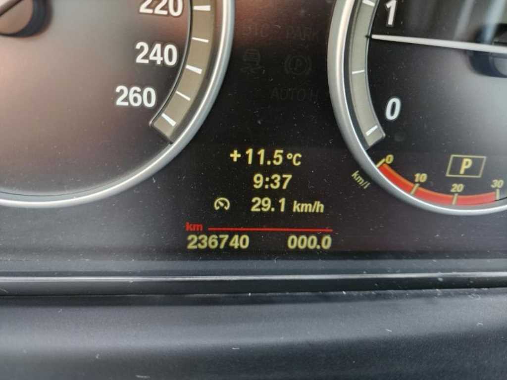 BMW 5 Series - Vista 11