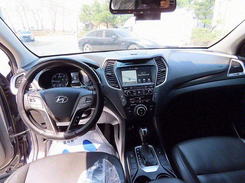 HYUNDAI Santa Fe - Vista 7