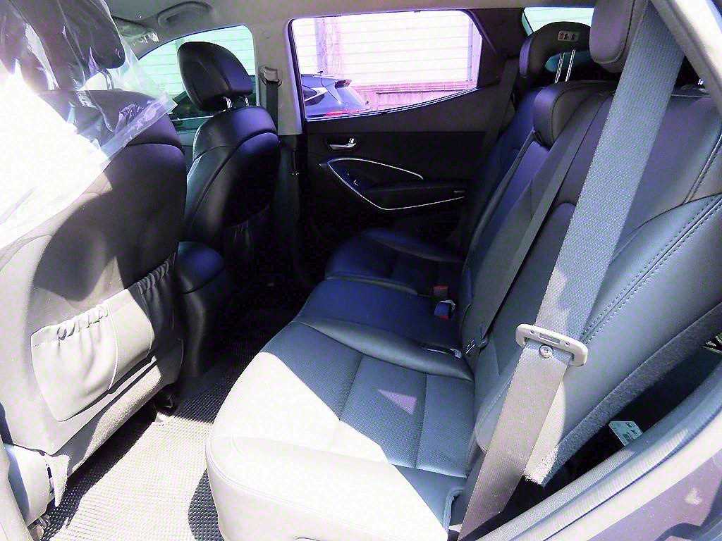 HYUNDAI Santa Fe - Vista 6