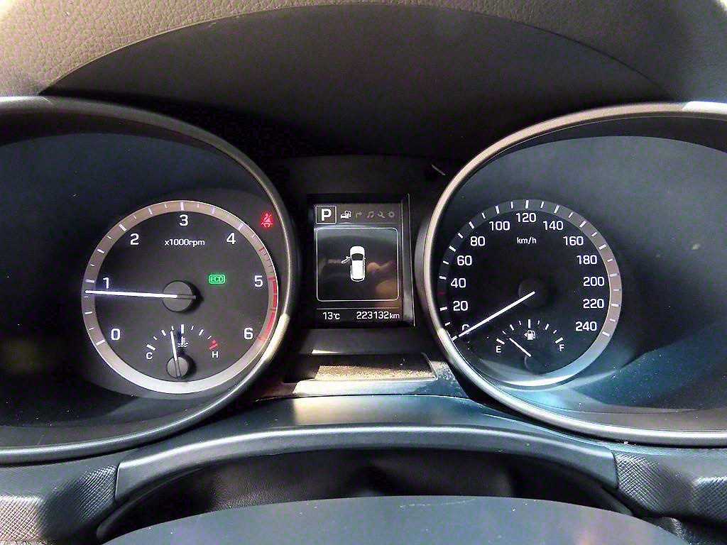 HYUNDAI Santa Fe - Vista 9