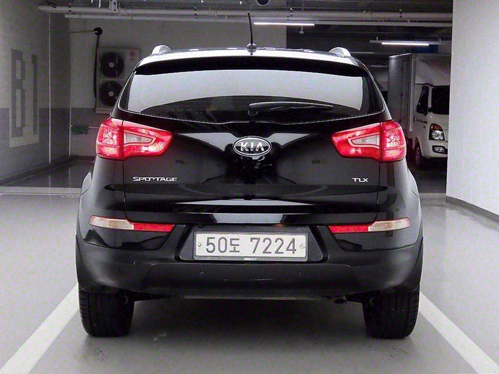 KIA Sportage - Vista 4
