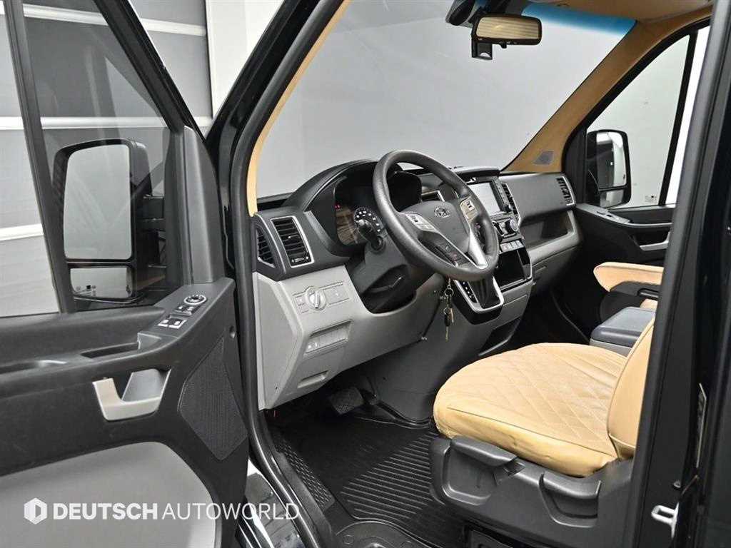 HYUNDAI Solati - Vista 11