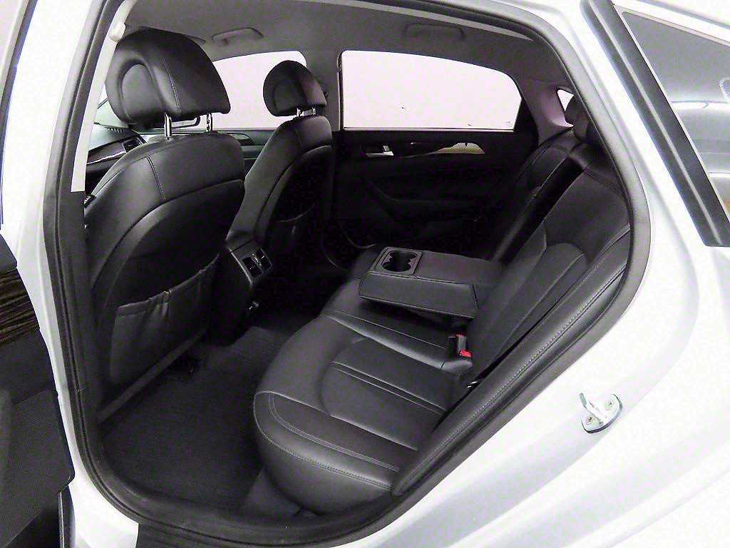 HYUNDAI Sonata - Vista 6