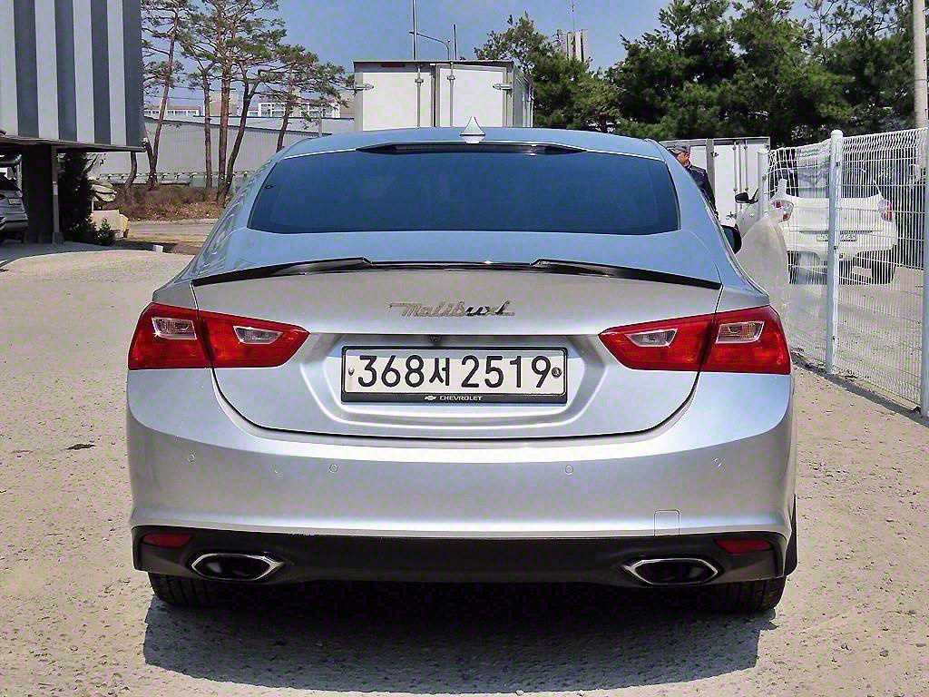 Chevrolet Malibu - Vista 4