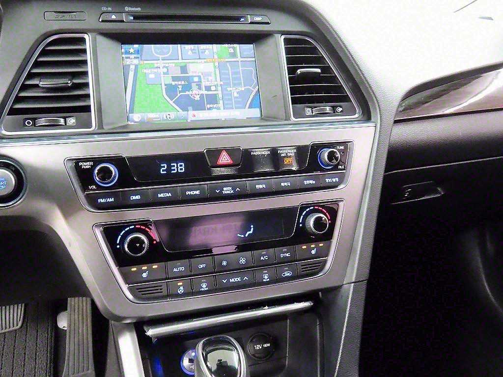 HYUNDAI Sonata 2016 Plateado - Importación desde Corea - HF Imports Iquique - Foto 13