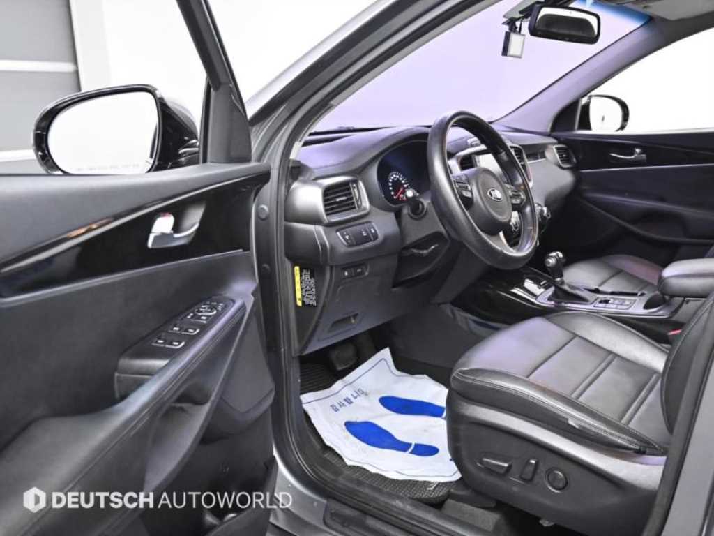 KIA Sorento - Vista 11