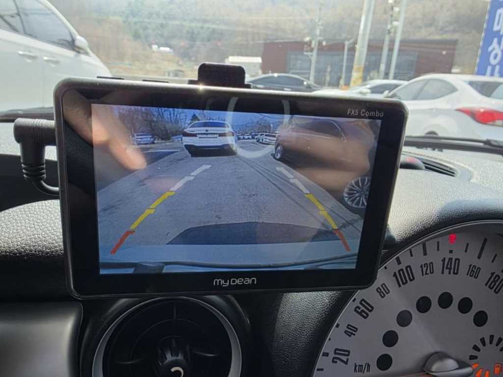 Mini Cooper - Vista 10