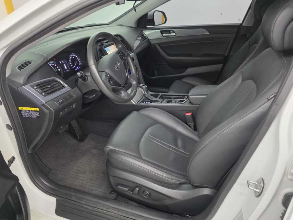 HYUNDAI Sonata - Vista 6