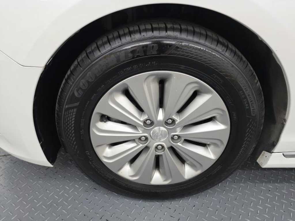 HYUNDAI Sonata 2017 Blanco - Importación desde Corea - HF Imports Iquique - Foto 18