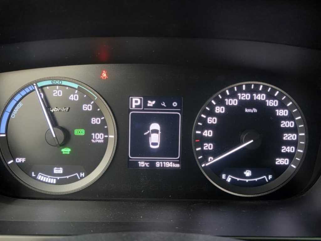 HYUNDAI Sonata - Vista 9