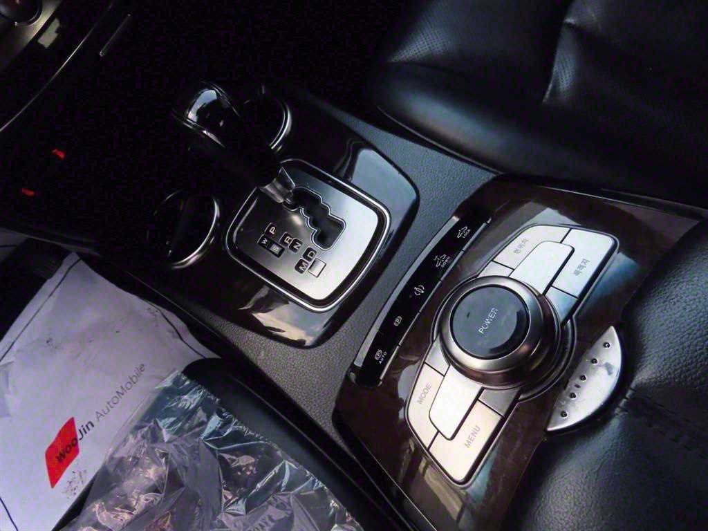 Ssangyong Chairman 2012 Negro - Importación desde Corea - HF Imports Iquique - Foto 13