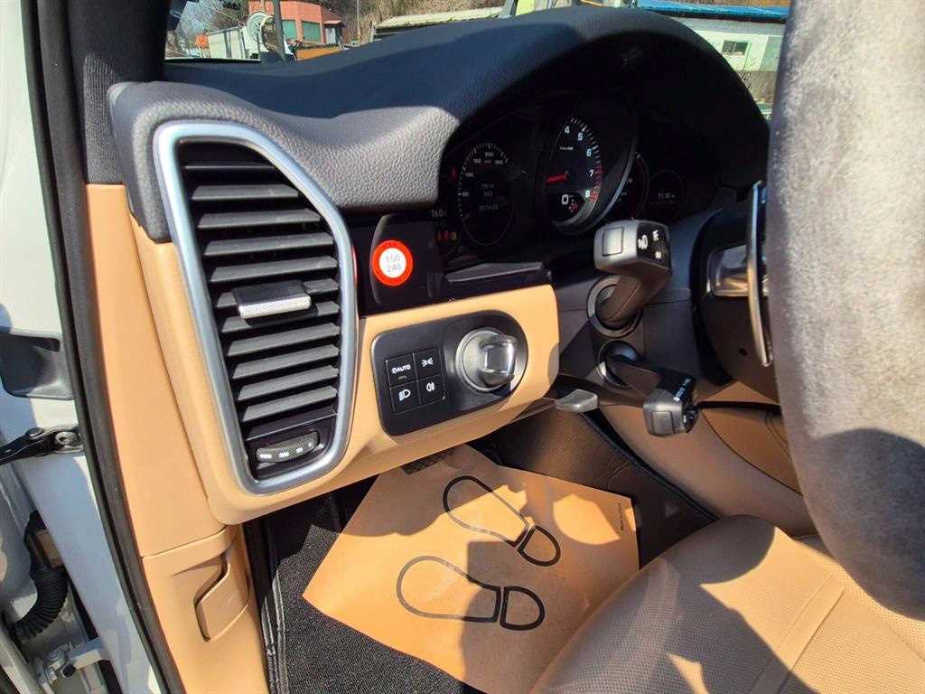 Porsche Cayenne - Vista 9