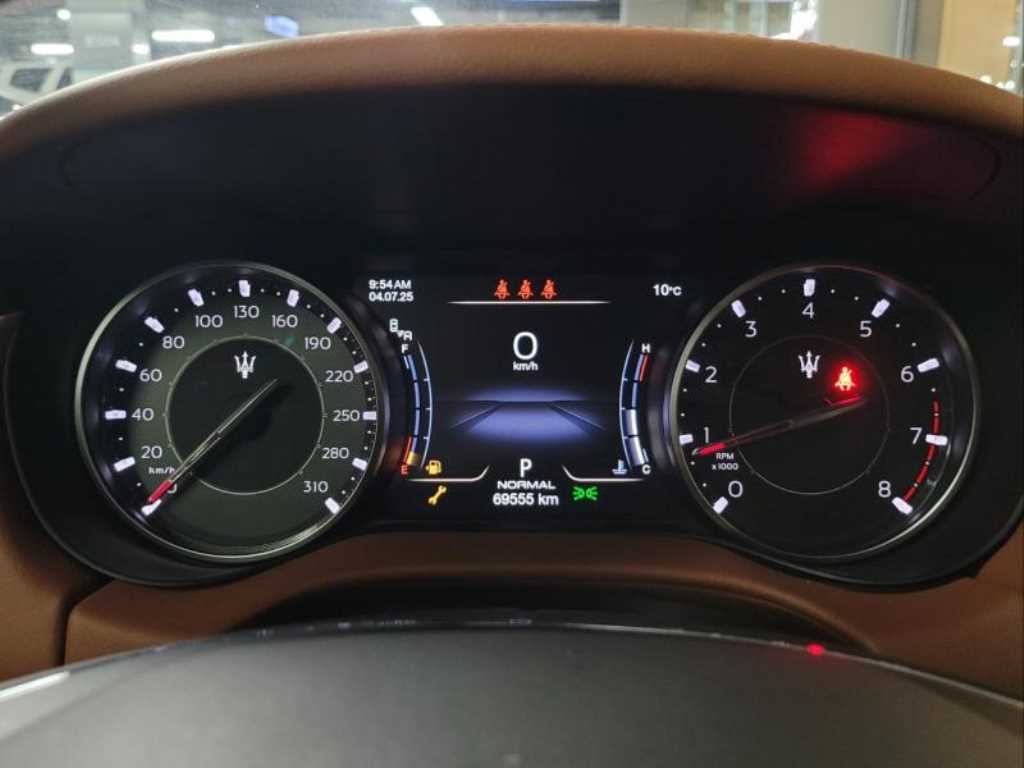 Maserati Ghibli - Vista 10