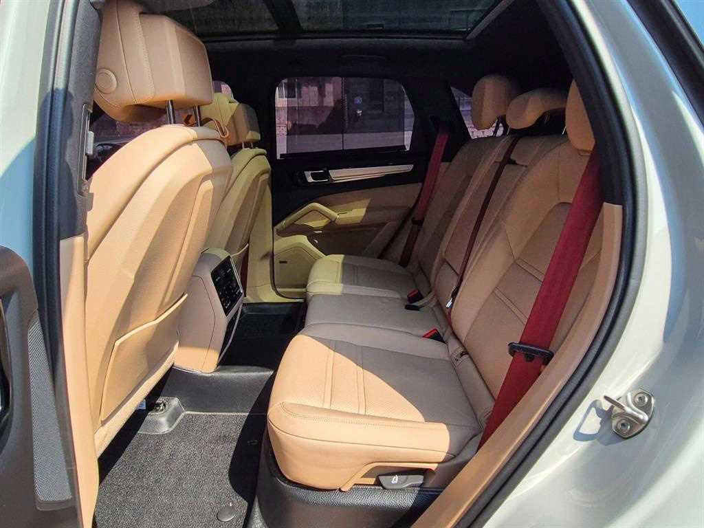 Porsche Cayenne 2022 Gris - Importación desde Corea - HF Imports Iquique - Foto 17