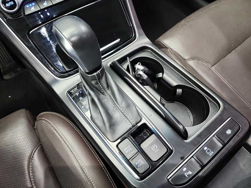 HYUNDAI Grandeur - Vista 8