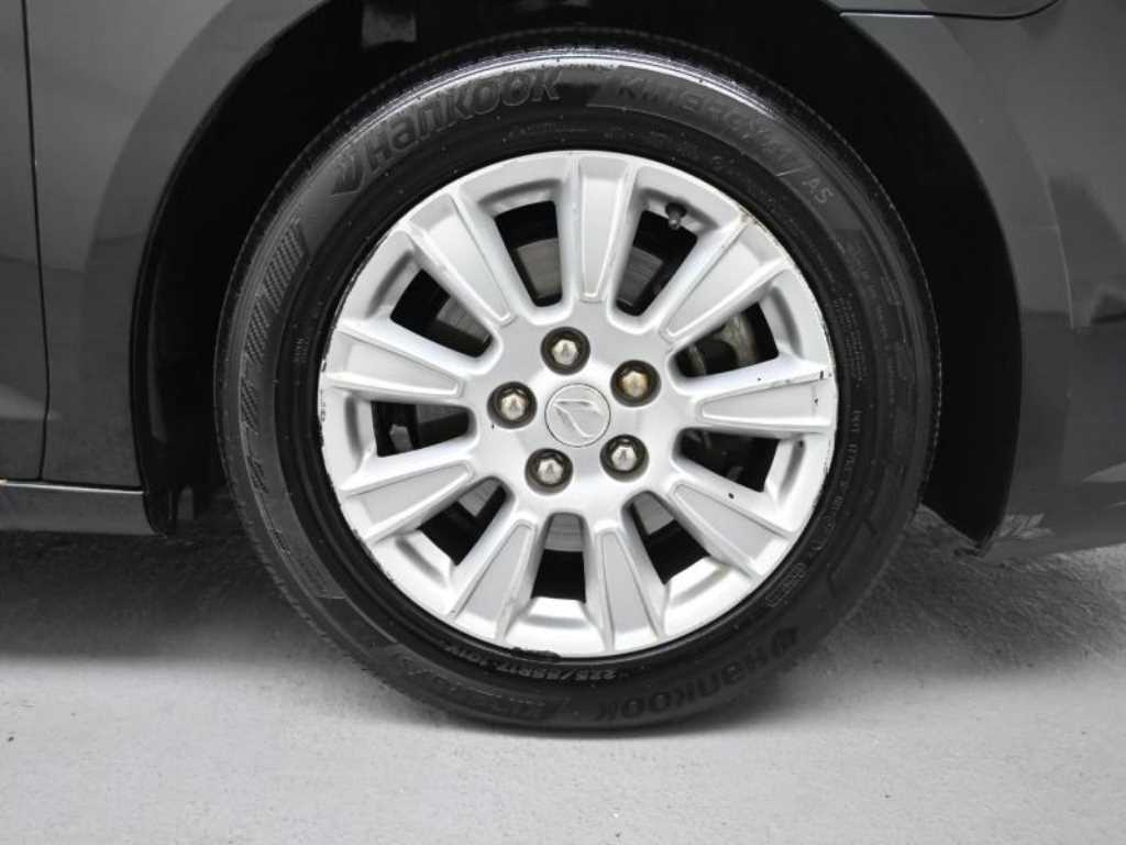 DAEWOO Alpheon - Vista 5