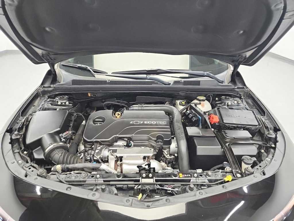 Chevrolet Malibu - Vista 5