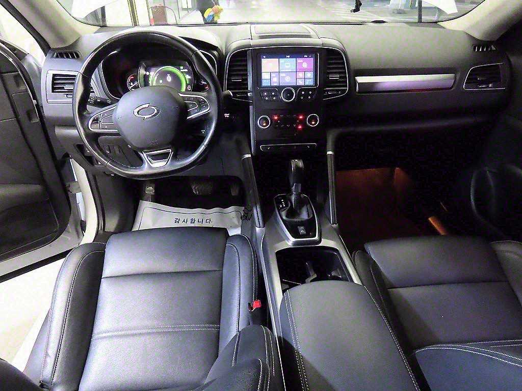 SAMSUNG QM6 - Vista 10