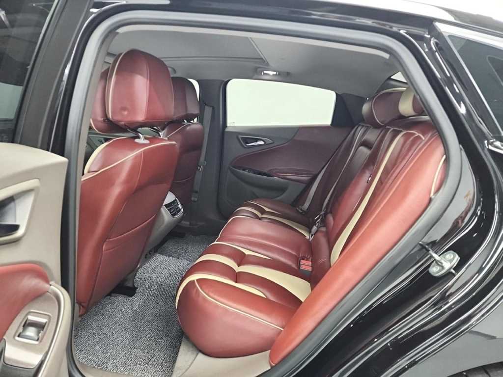 Chevrolet Malibu - Vista 12