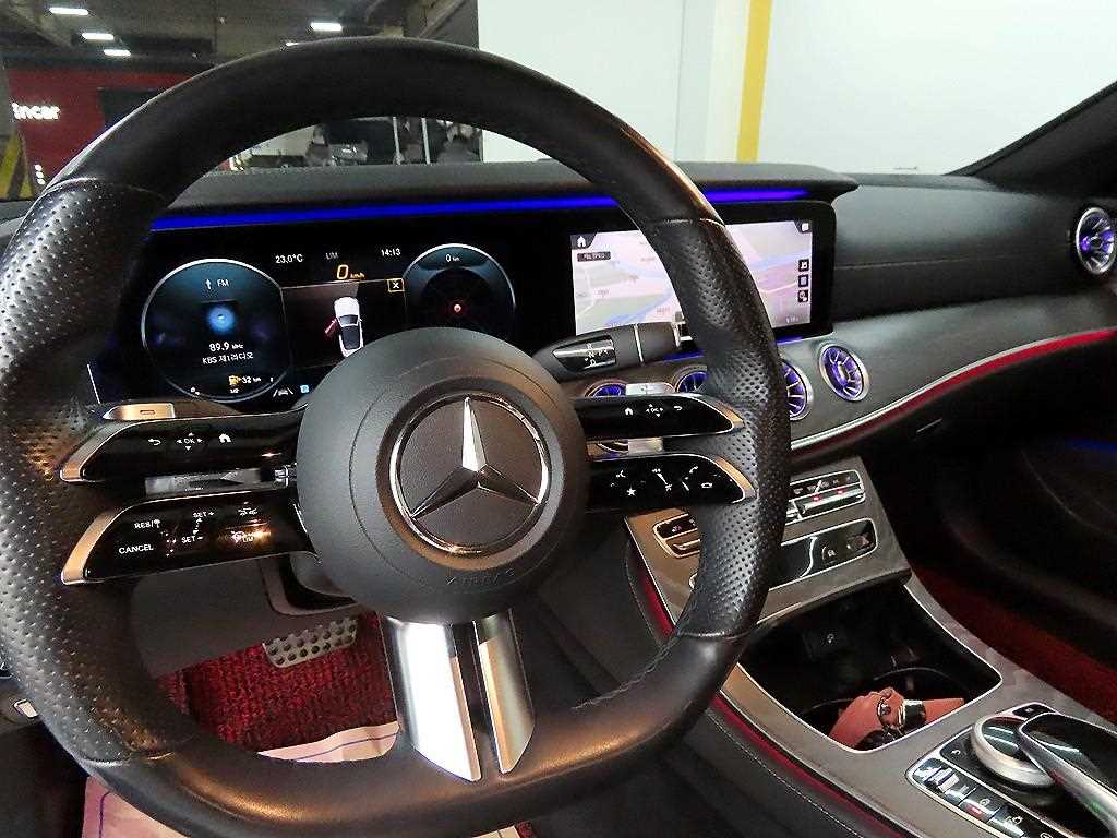 Mercedes Benz E class - Vista 9