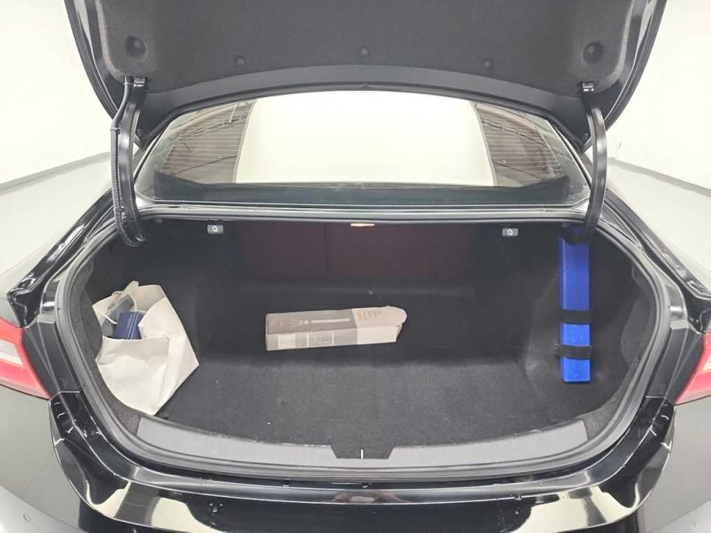 Chevrolet Malibu 2017 Negro - Importación desde Corea - HF Imports Iquique - Foto 15