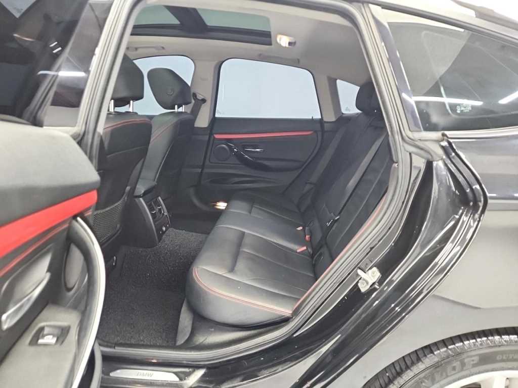 BMW Gran Turismo - Vista 12