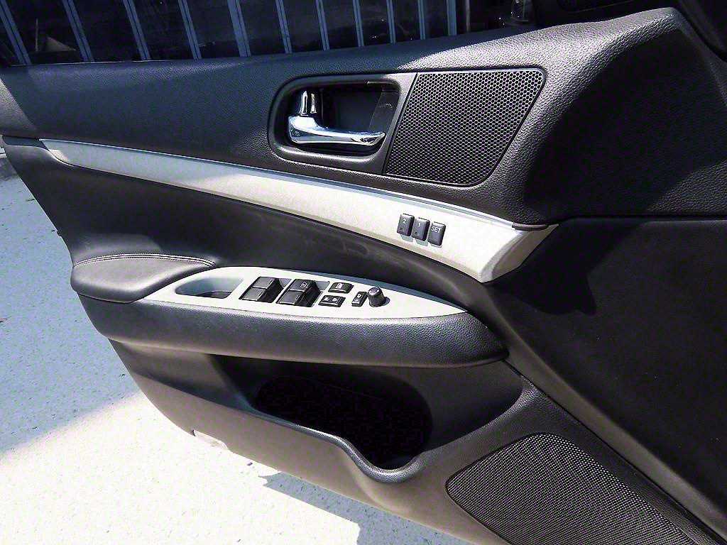 Infiniti G - Vista 11