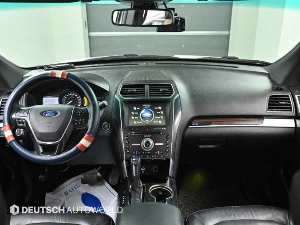 Ford Explorer - Vista 7