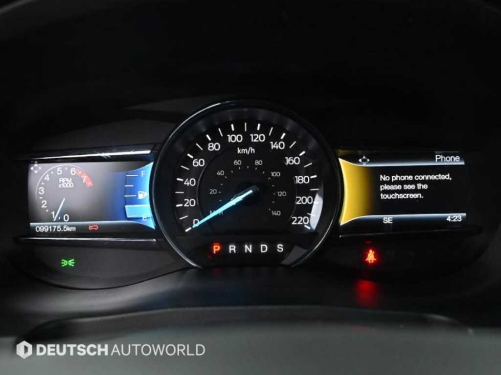 Ford Explorer - Vista 8