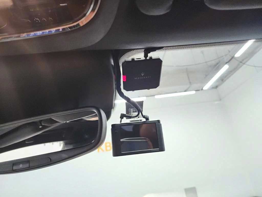 Maserati Levante 2018 Blanco - Importación desde Corea - HF Imports Iquique - Foto 19
