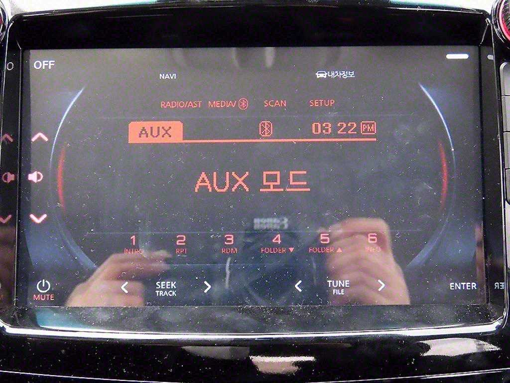 Ssangyong Tivoli 2018 Blanco - Importación desde Corea - HF Imports Iquique - Foto 14