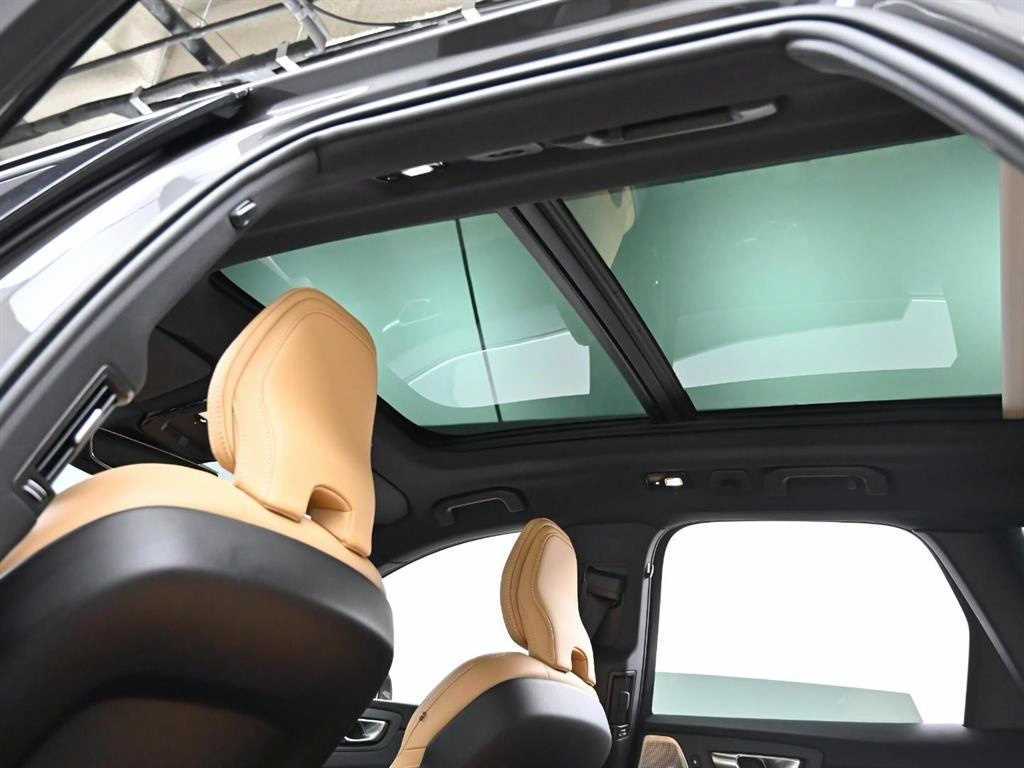 Volvo XC60 2025 Gris - Importación desde Corea - HF Imports Iquique - Foto 19