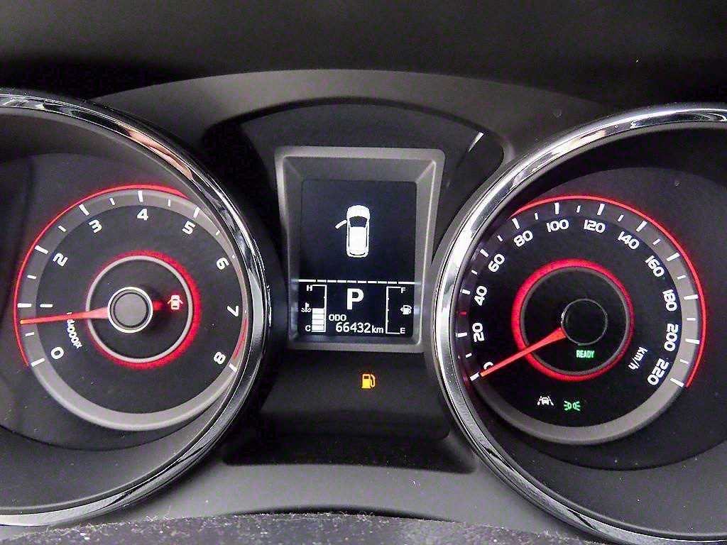 Ssangyong Tivoli - Vista 9