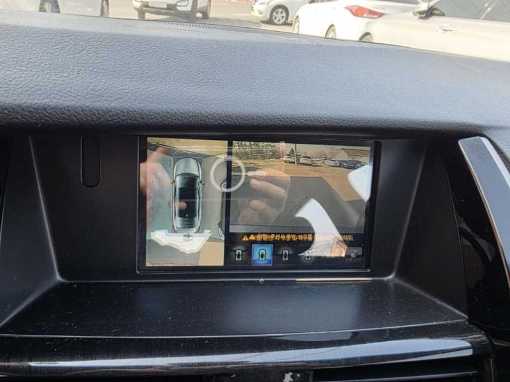 SAMSUNG SM7 - Vista 11